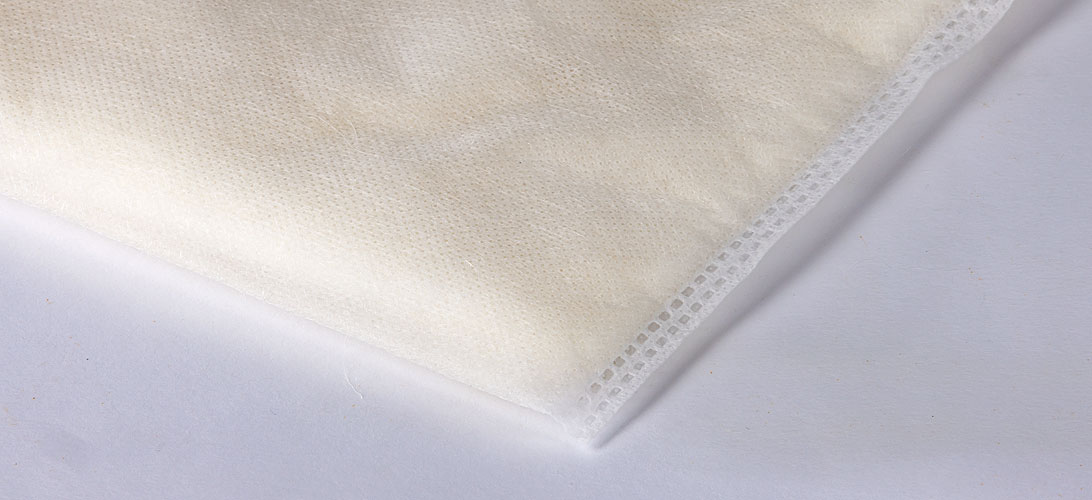 Füllung der Versandverpackung